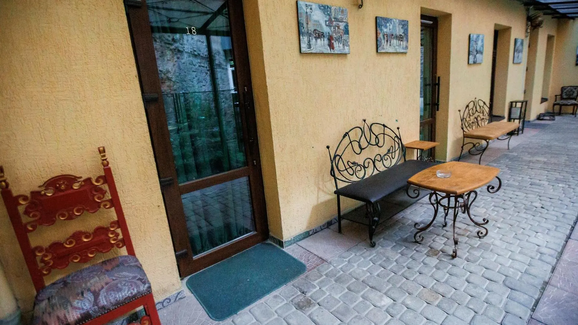 Staryi Krakiv Hotel Lviv 4*,  Ukraine