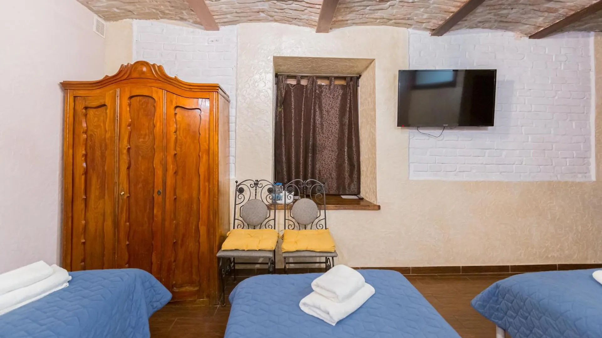 Staryi Krakiv Hotel Lviv 4*,