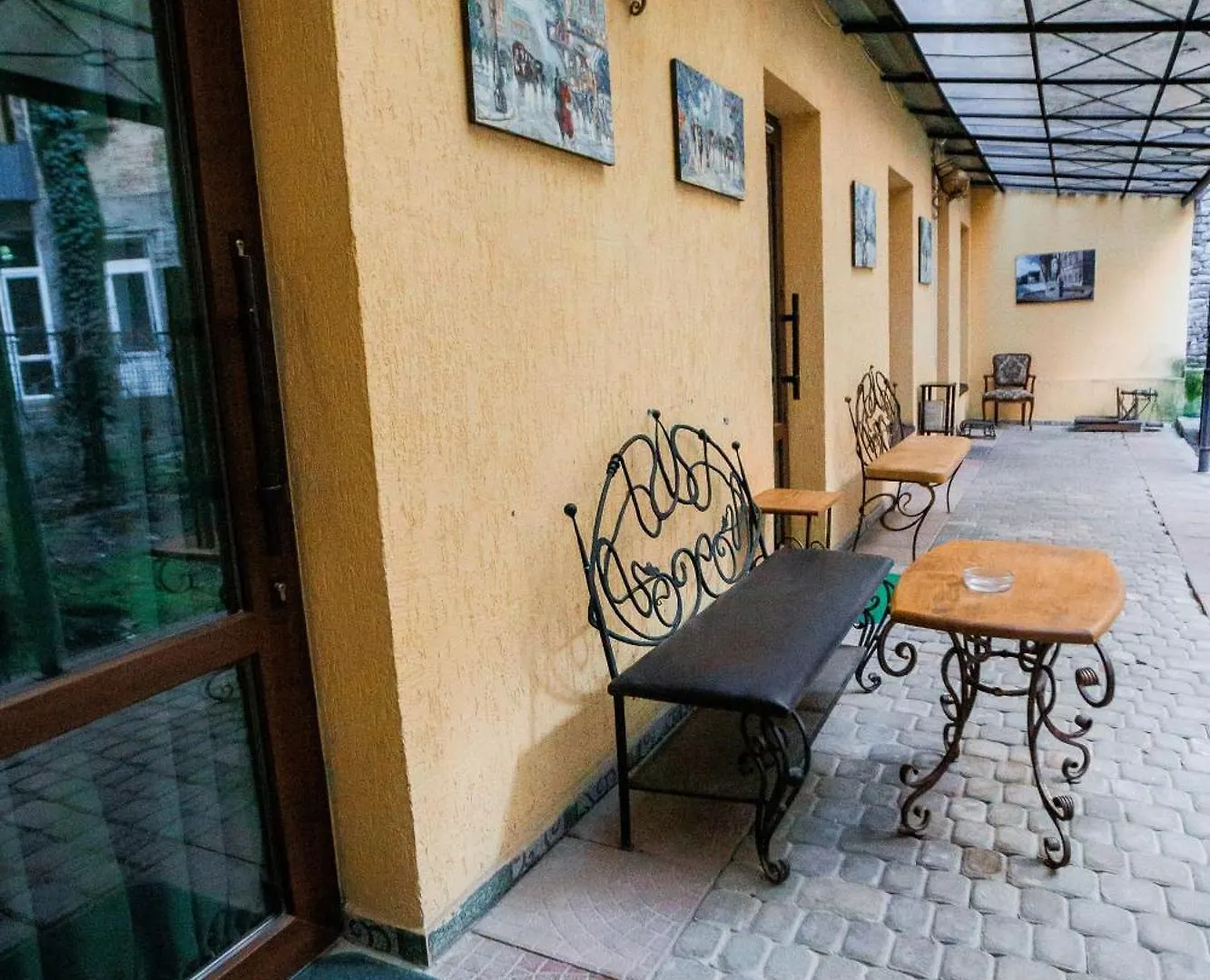 Staryi Krakiv Hotel Lviv 4*,  Ukraine